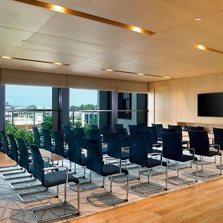 La Ville Hotel & Suites City Walk Dubai, Autograph Collection Zewnętrze zdjęcie Meeting room at the Westin Mumbai International Airport