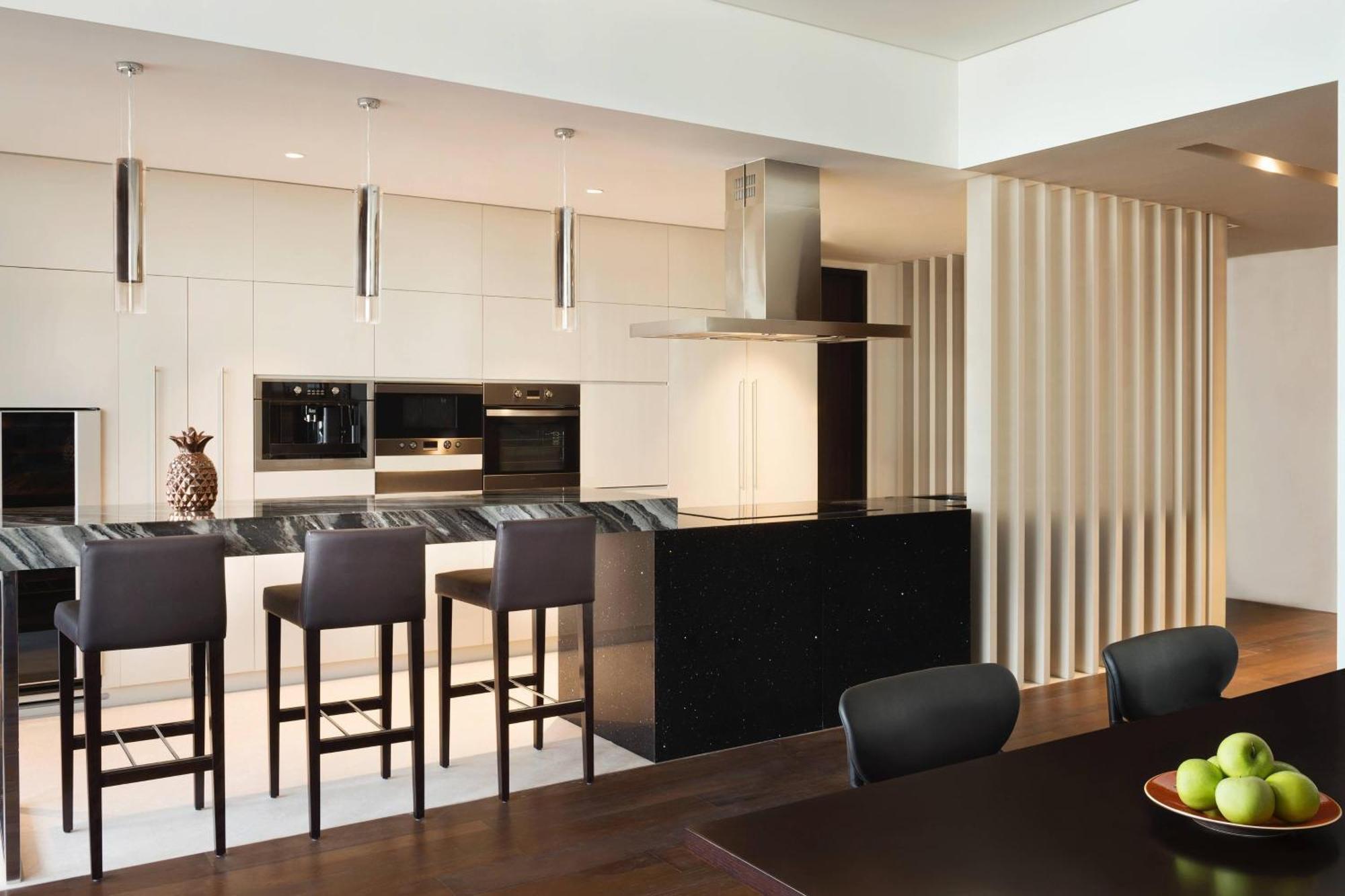 La Ville Hotel & Suites City Walk Dubai, Autograph Collection Zewnętrze zdjęcie A modern kitchen