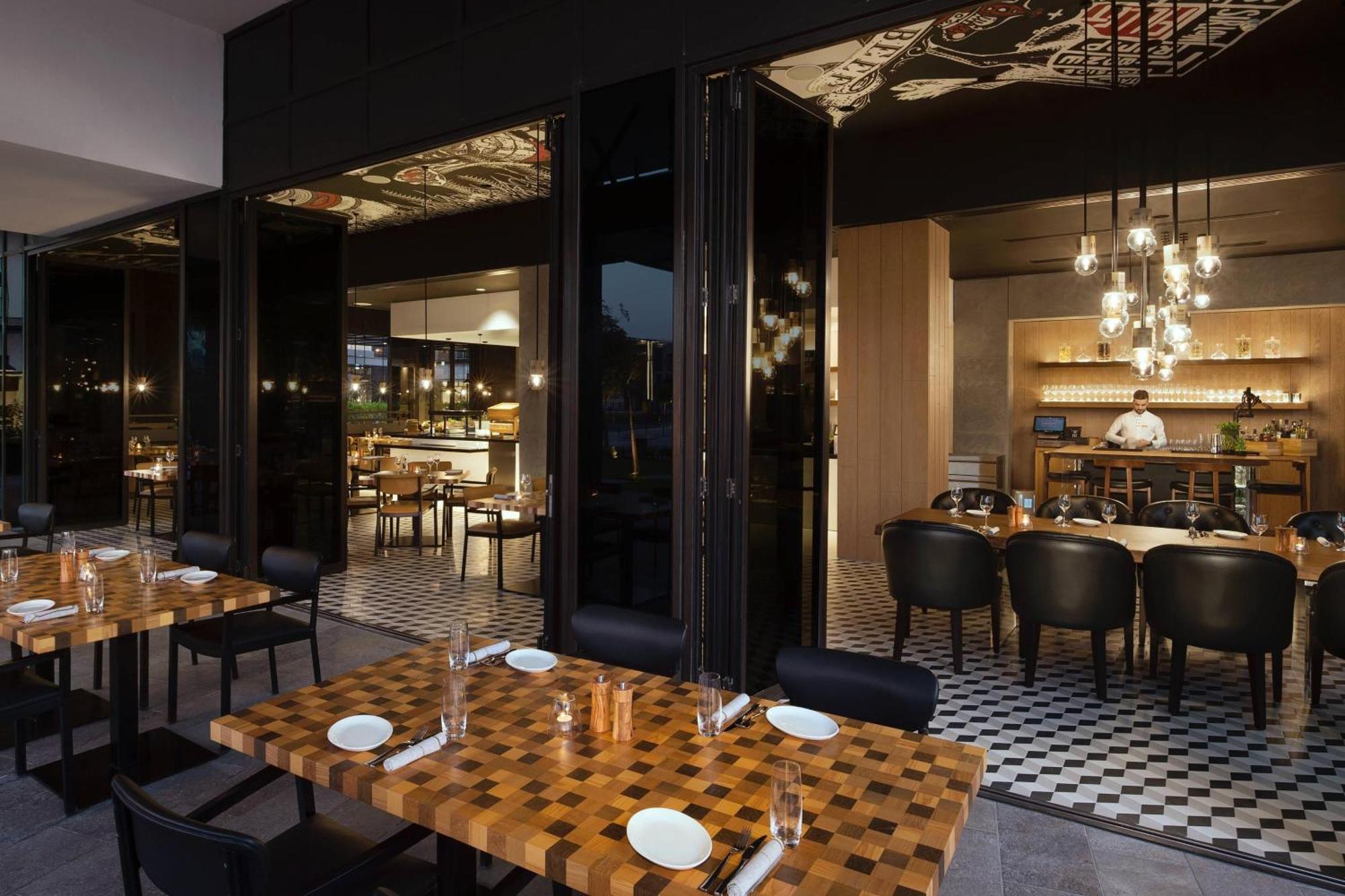 La Ville Hotel & Suites City Walk Dubai, Autograph Collection Zewnętrze zdjęcie The interior of the restaurant